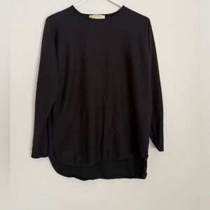 Michael Michael Kors black Sweater
55% cotton, 37% viscose, 8% nylon
never worn